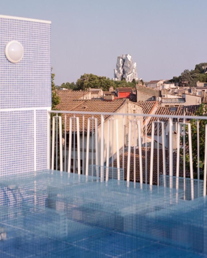 Hotel Present - Entree Autonome, Reception En Ligne - Encore Mieux Arles Ngoại thất bức ảnh