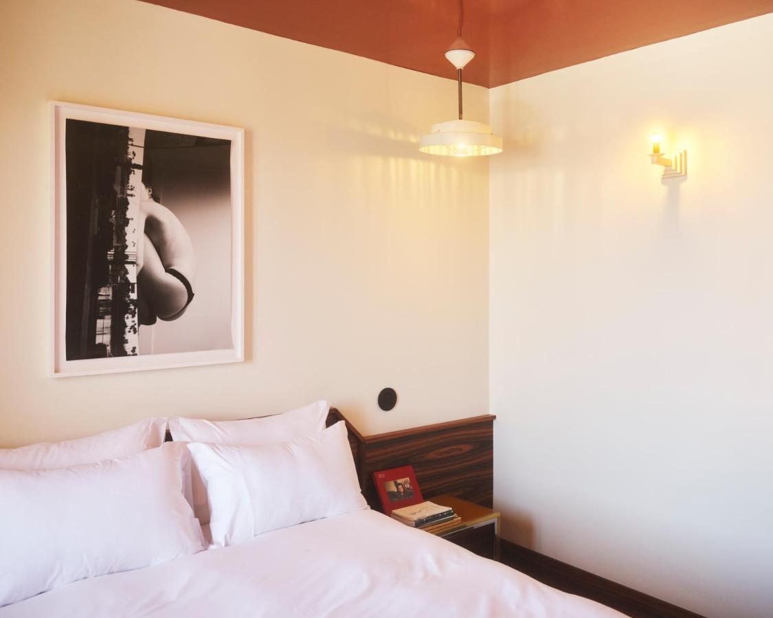 Hotel Present - Entree Autonome, Reception En Ligne - Encore Mieux Arles Ngoại thất bức ảnh