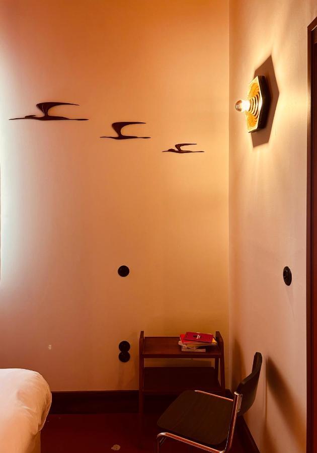 Hotel Present - Entree Autonome, Reception En Ligne - Encore Mieux Arles Ngoại thất bức ảnh