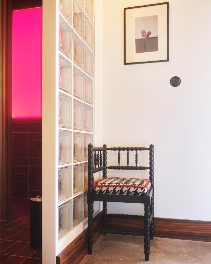 Hotel Present - Entree Autonome, Reception En Ligne - Encore Mieux Arles Ngoại thất bức ảnh